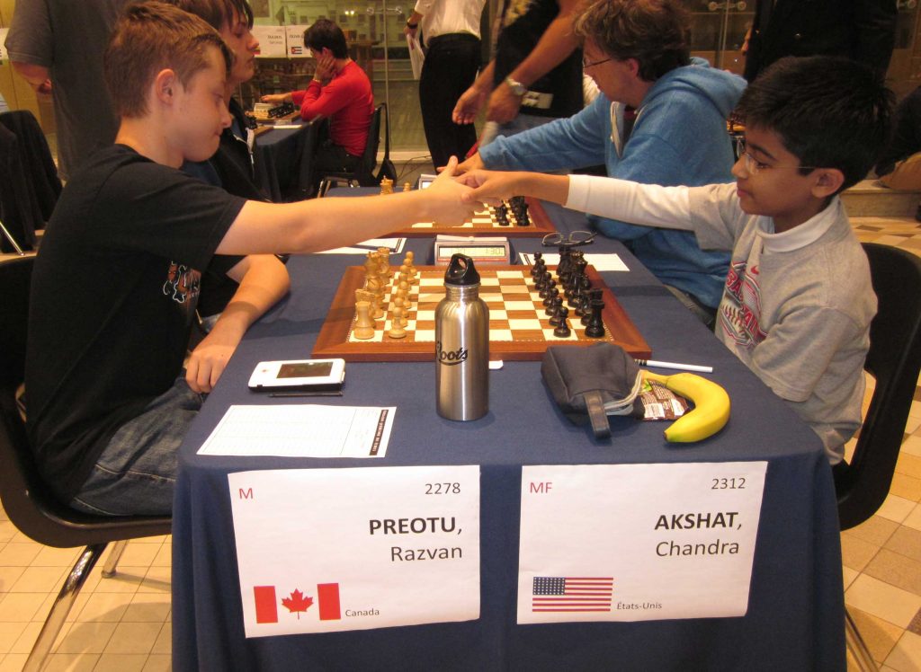 R6 Razvan Preotu Vs Akshat Chandra in Chess. I came armed with a banana, but unfortunately it wasn't enough :) A draw